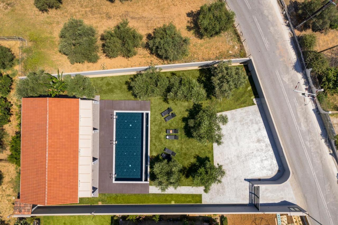 Villaer Eightyfour Living With Private Pool *